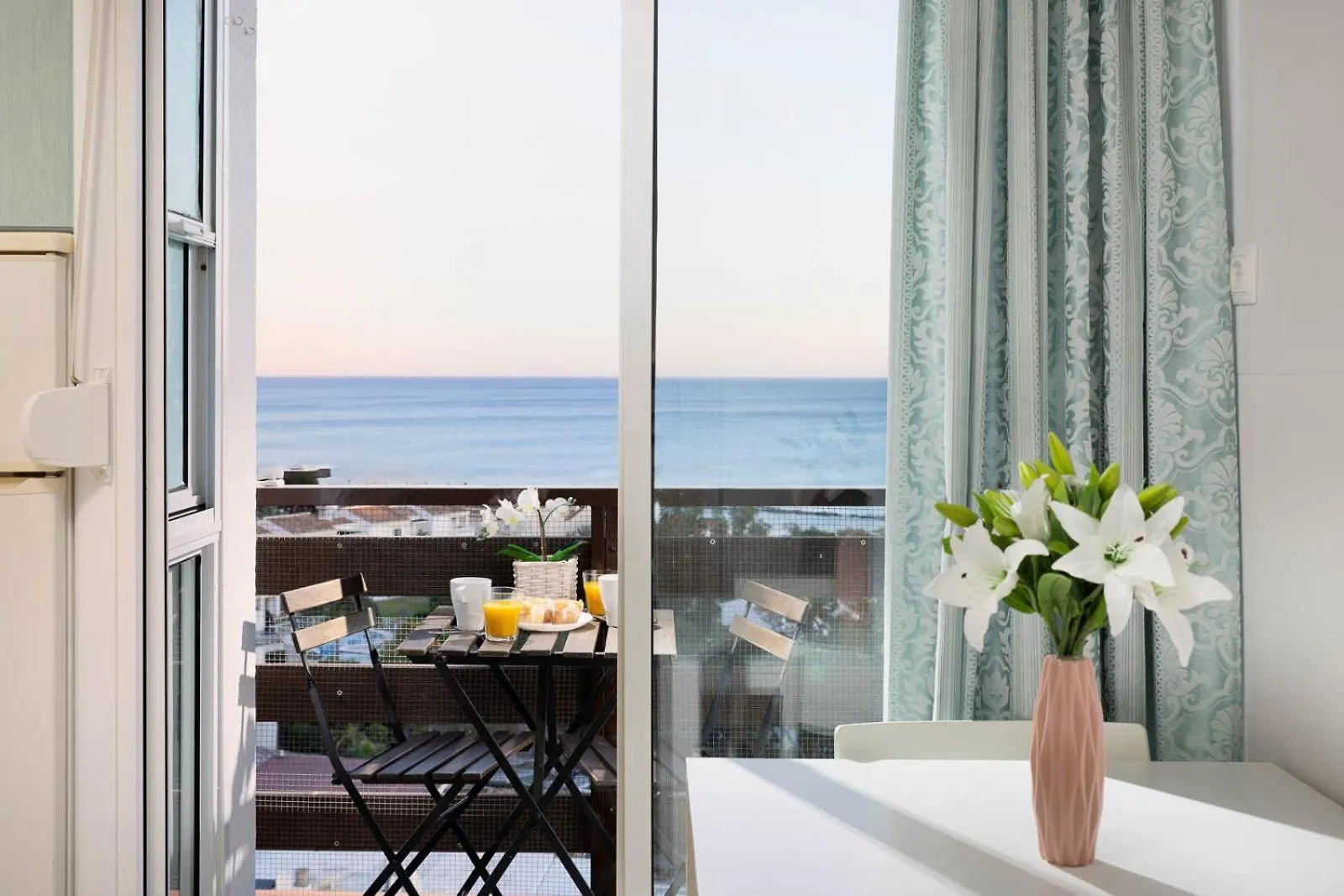 Apartment Naciones Benalmadena By Alfrescos Stays